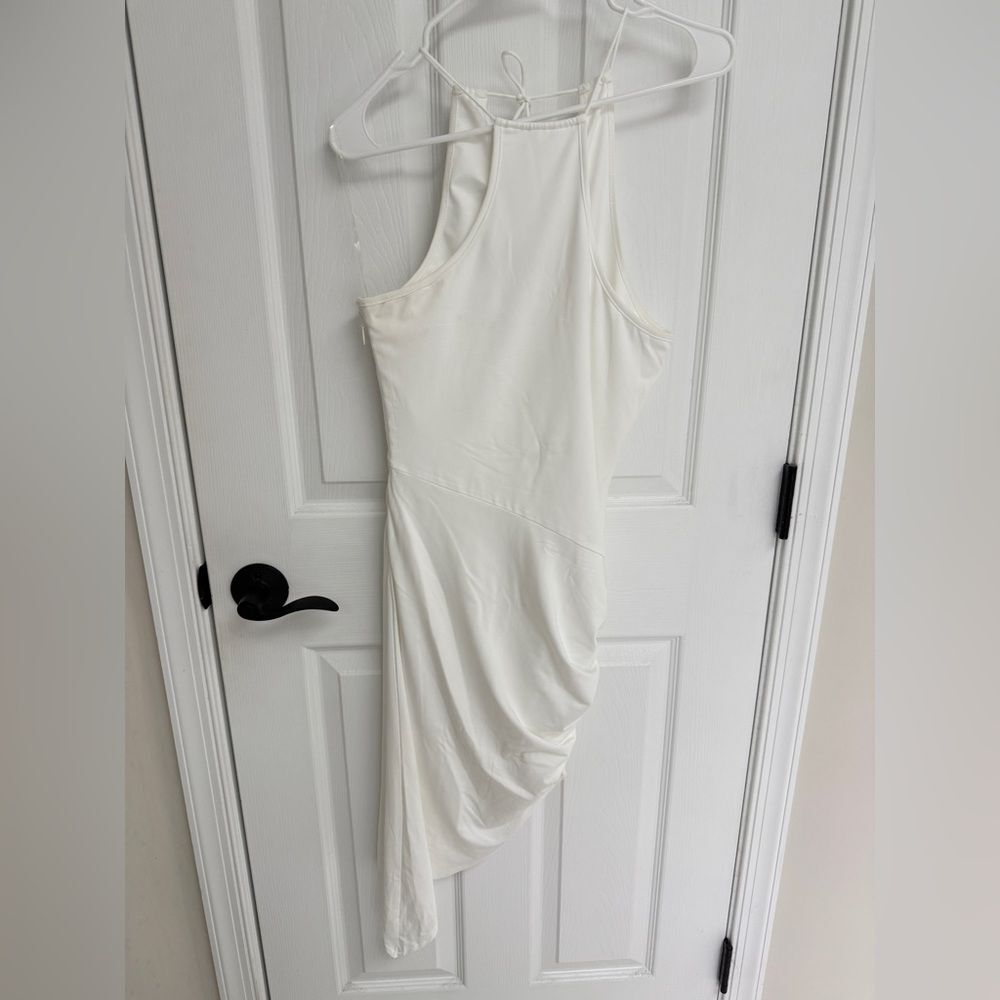 Bebe White Asymmetrical Hem Gathered Dress Halter Neck Bodycon Women’s Size S - Picture 3 of 8